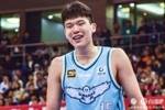 琼斯：杨瀚森能进NBA 他每天和比自己强的球员对抗 定会变得更好