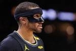 此前因生病缺席抢七！科尔：小佩顿可以出战对阵森林狼的G1